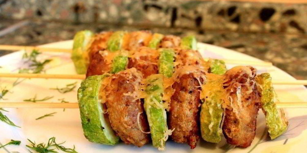 Рецепт шашлыков из кабачков с фаршем в духовке
