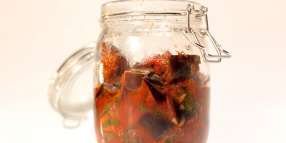 Рецепт закуски к шашлыку из баклажанов и сулугуни