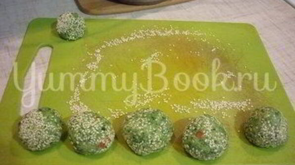 зеленые сырно-картофельные шашлычки на шпажках