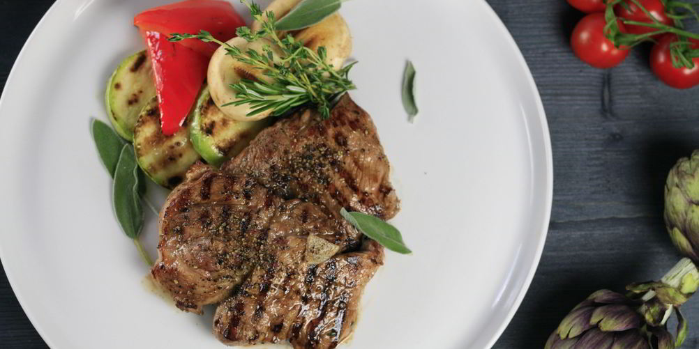 Рецепт стейка из свиной шеи в маринаде из бальзамико