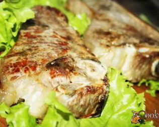 Стейки из говядины на косточке со сливочным маслом