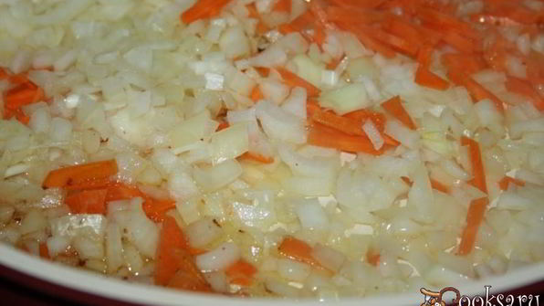 нежные домашние тефтели в томатной подливе