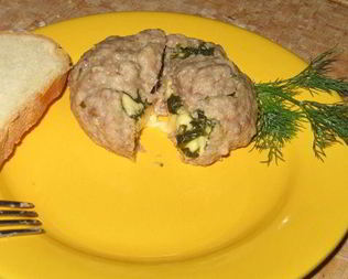 Паровая тефтеля с начинкой