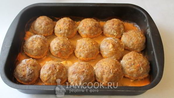 тефтели мясные в сметанно-томатном соусе