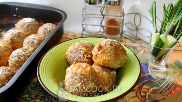тефтели мясные в сметанно-томатном соусе
