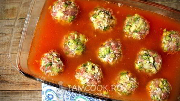 тефтели с брокколи в духовке