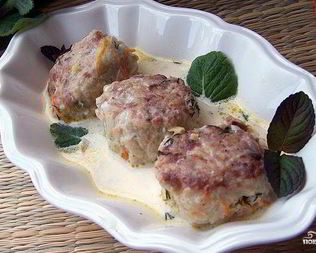 Тефтели в сметане