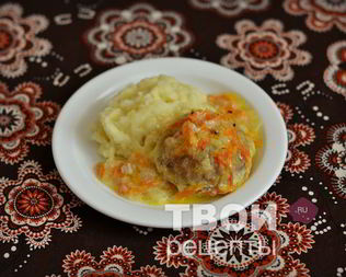 Тефтели в сметанном соусе