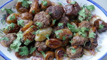 Тефтельки из ягнятины с инжиром и луком-шалотом