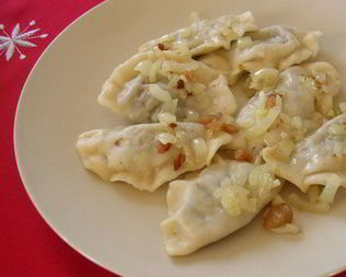 Вареники с гречкой и грибами