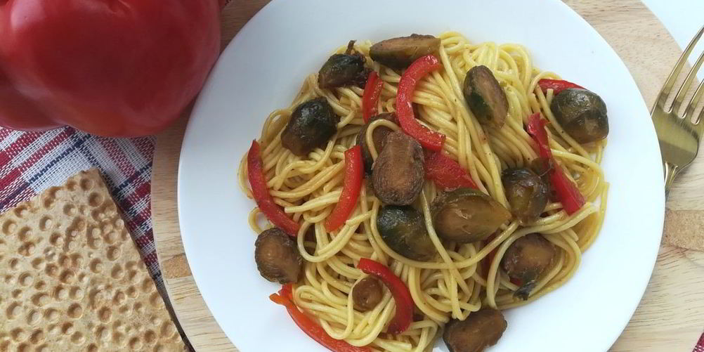 Рецепт яичной лапши с овощами по-азиатсков