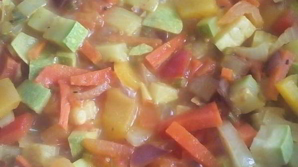 яичная лапша с овощами