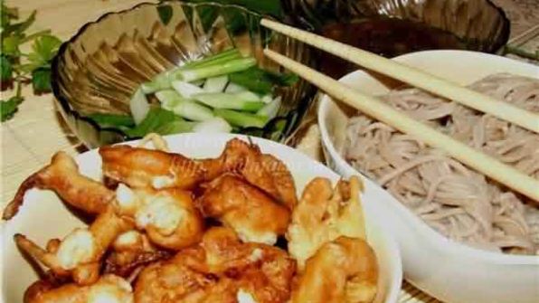 зару соба гречневая лапша, овощи темпура и креветки