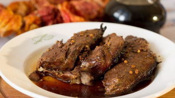 коричневое жаркое по-венски