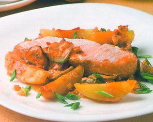 Рыбное жаркое в горшочках