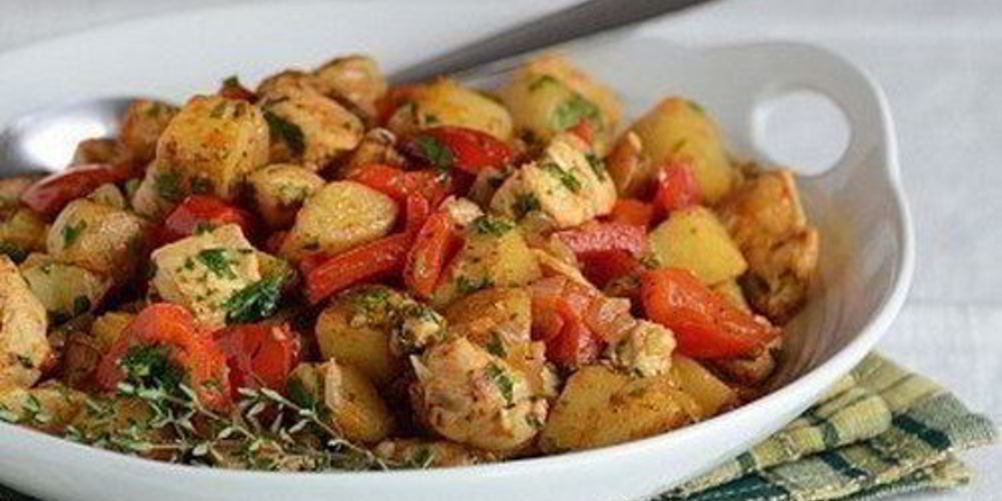 Рецепт жаркого из индейки с тимьяном и паприкой