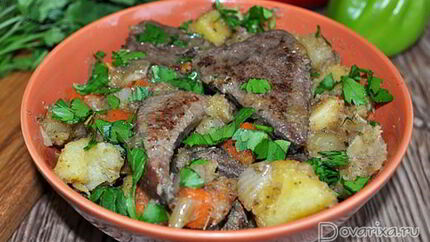 Жаркое из печени с картофелем