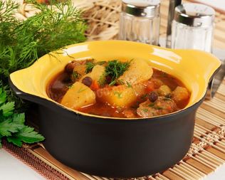 Жаркое из свинины с картофелем