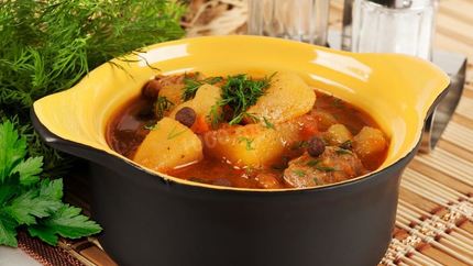 Жаркое из свинины с картофелем