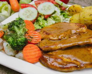 Жаркое из телятины с портвейном и тимьяном