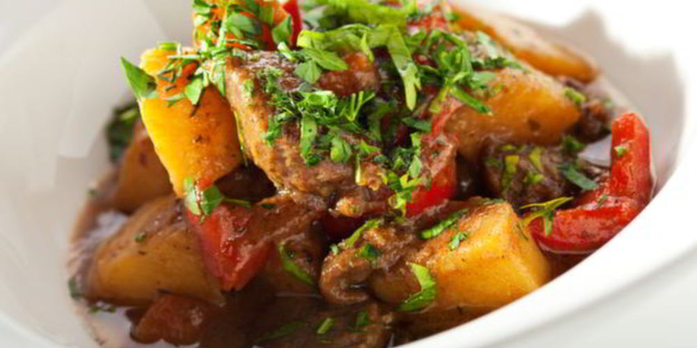 Рецепт жаркого по-домашнему с пряными травами