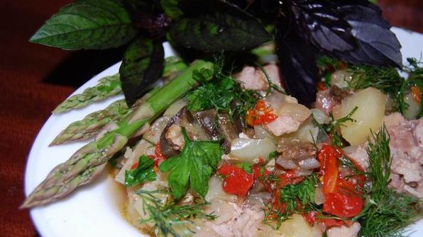 жаркое в горшочке краски лета