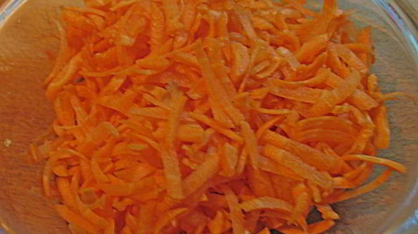 картофельные зразы с грибами, запеченные в духовке с луковым соусом без муки