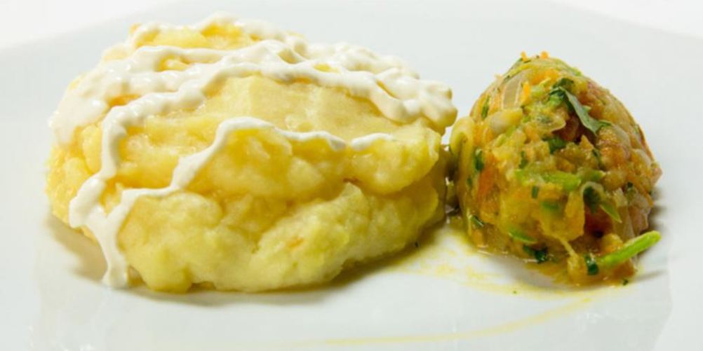 Рецепт картофельных зраз с капустой и кабачковой икрой