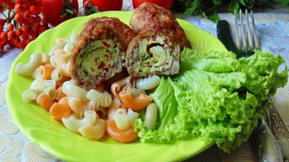 мясные зразы с омлетом