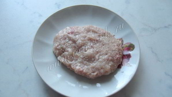 мясные зразы с омлетом