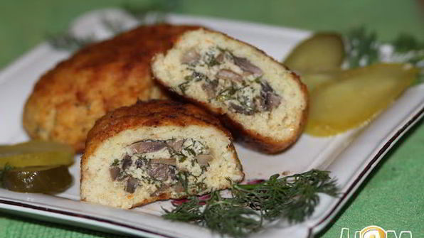 рыбные зразы с грибами и сыром