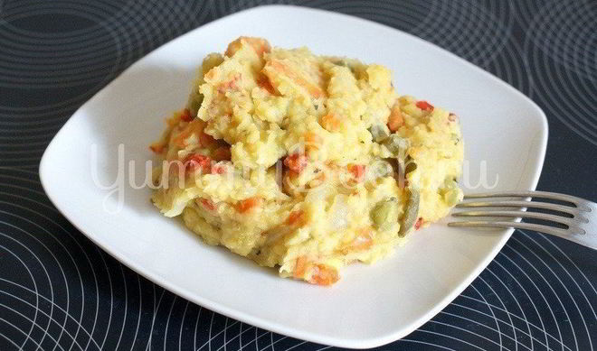 Чечевичная каша с мясом и овощами в мультиварке