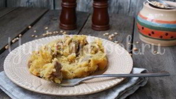 гороховая каша со свининой в мультиварке