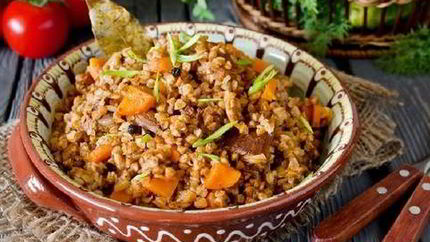 Гречка по-купечески томленная со свининой