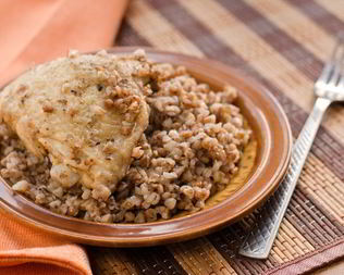 Гречка с курицей в духовке