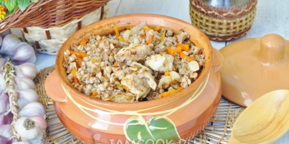 Рецепт гречки с курицей в горшочках
