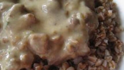 Гречка с лисичками в сливочном соусе
