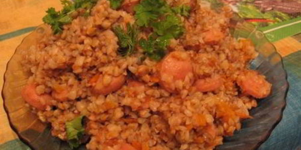 Рецепт гречки с сосисками