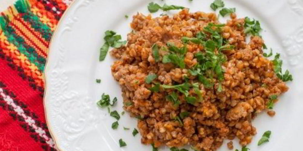 Рецепт гречки, томленной со свининой