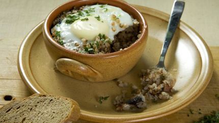 Гречневая каша с яйцом, грибами и куриной грудкой