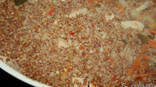 гречневая каша со свининой и овощами