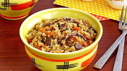 Ячневая каша с грибами в пароварке