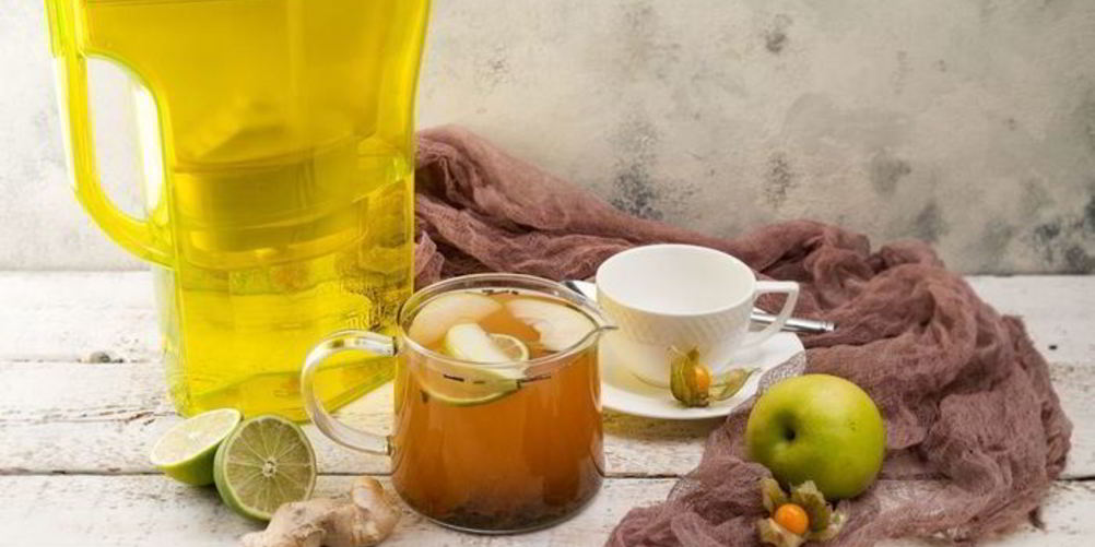 Рецепт имбирного чая с яблоком и лаймом