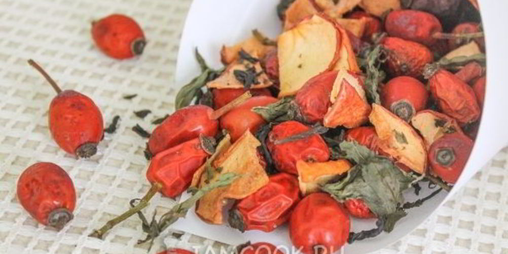 Рецепт сушеного чая с мятой, яблоком и шиповником