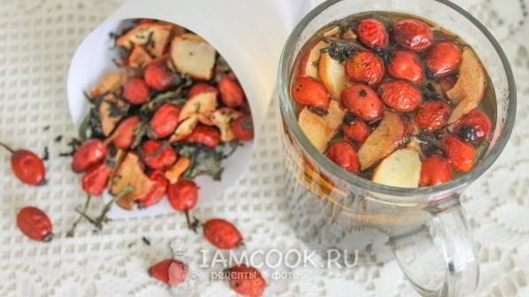 сушеный чай с мятой, яблоком и шиповником