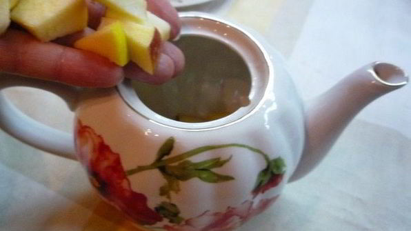 яблочный чай с апельсином и корицей