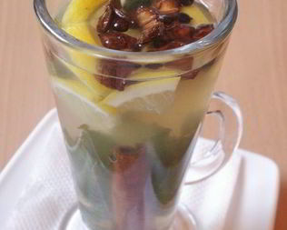 Горячий коктейль Тодди можжевеловый