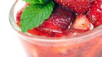 Клубнично-яблочный пунш