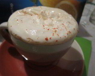 Кофе с горячей шапочкой