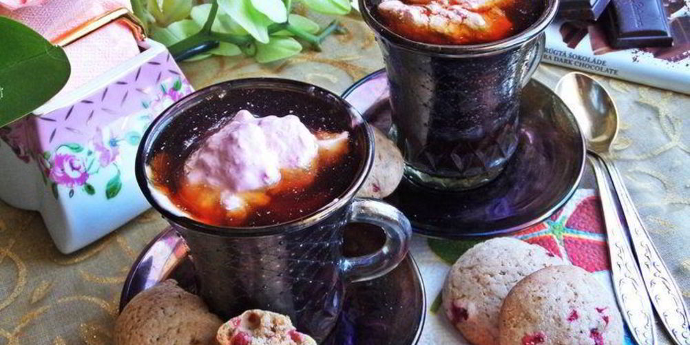 Рецепт кофе с малиновыми сливками